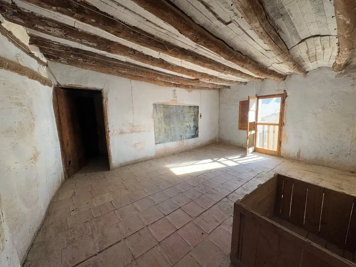 Casa adosada en venda en Castelserás amb Balcó