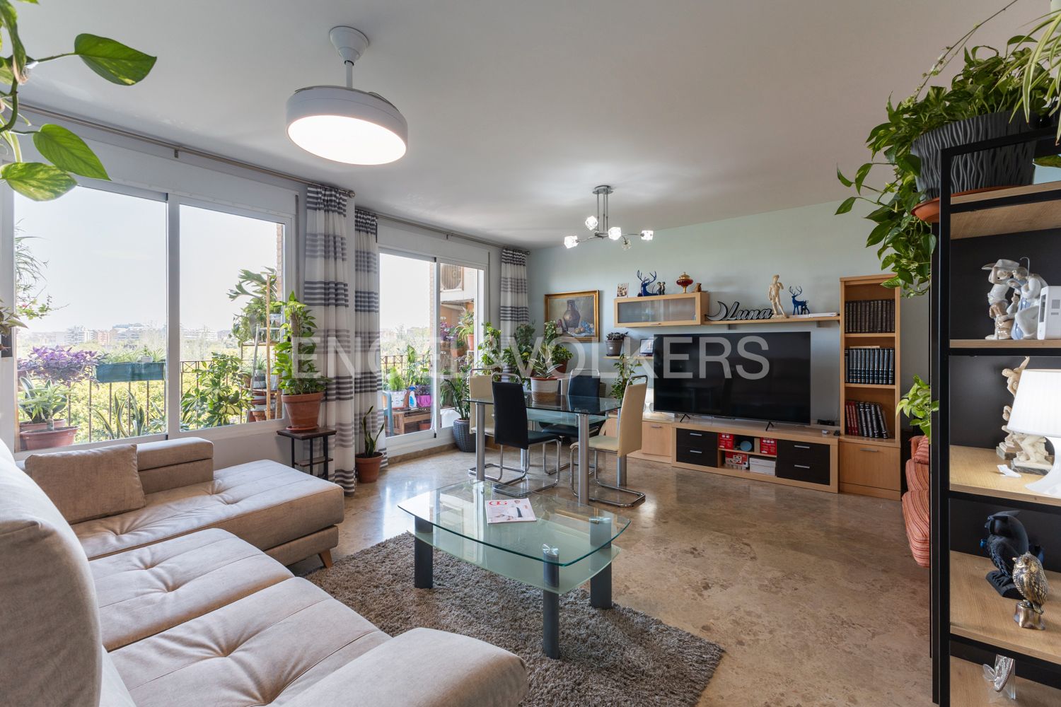 Living room of Apartment for sale in Mislata  with Air Conditioner, Heating and Balcony