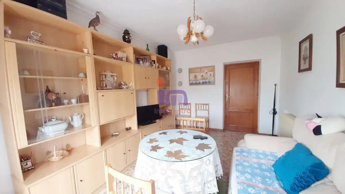 Sala de estar de Casa o chalet en venta en Almuradiel con Balcón