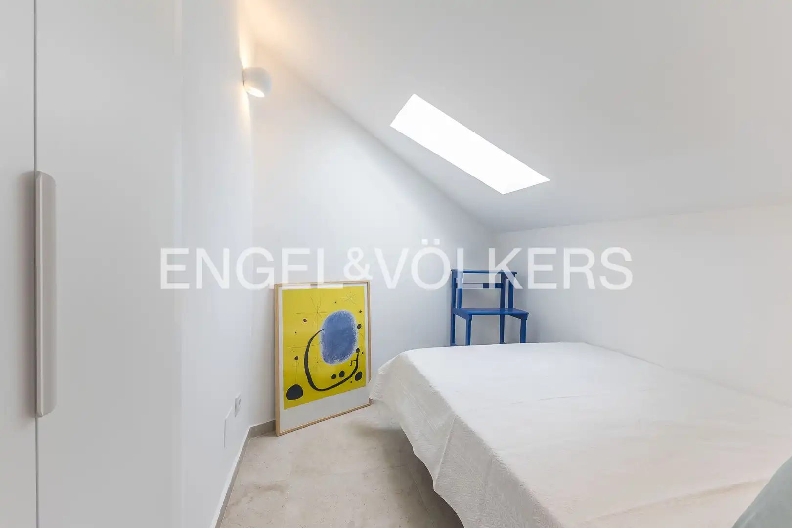 Schlafzimmer von Wohnung zur Miete in Madrid mit Klimaanlage, Heizung und Möbliert