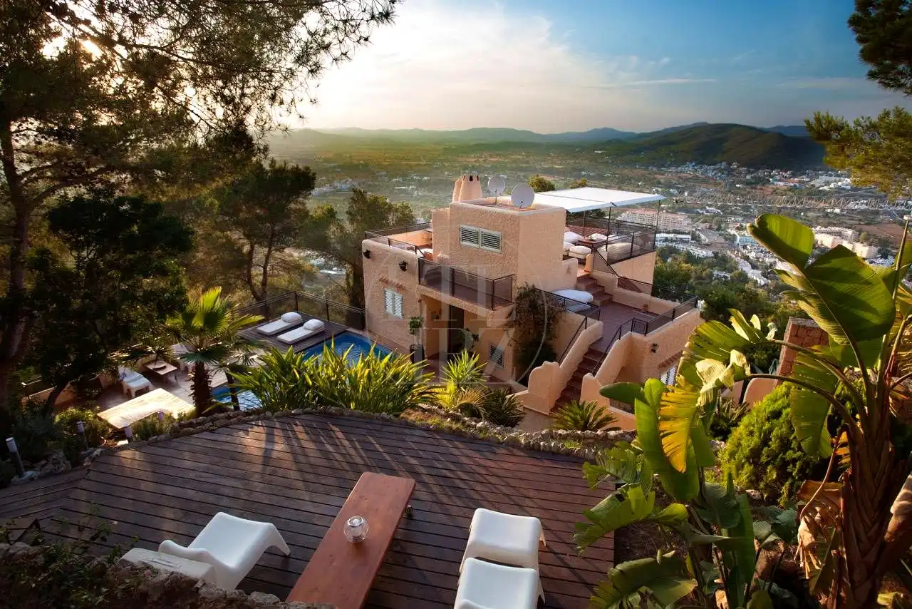 Terrassa de Casa o xalet de lloguer en Santa Eulària des Riu amb Aire condicionat, Jardí privat i Terrassa