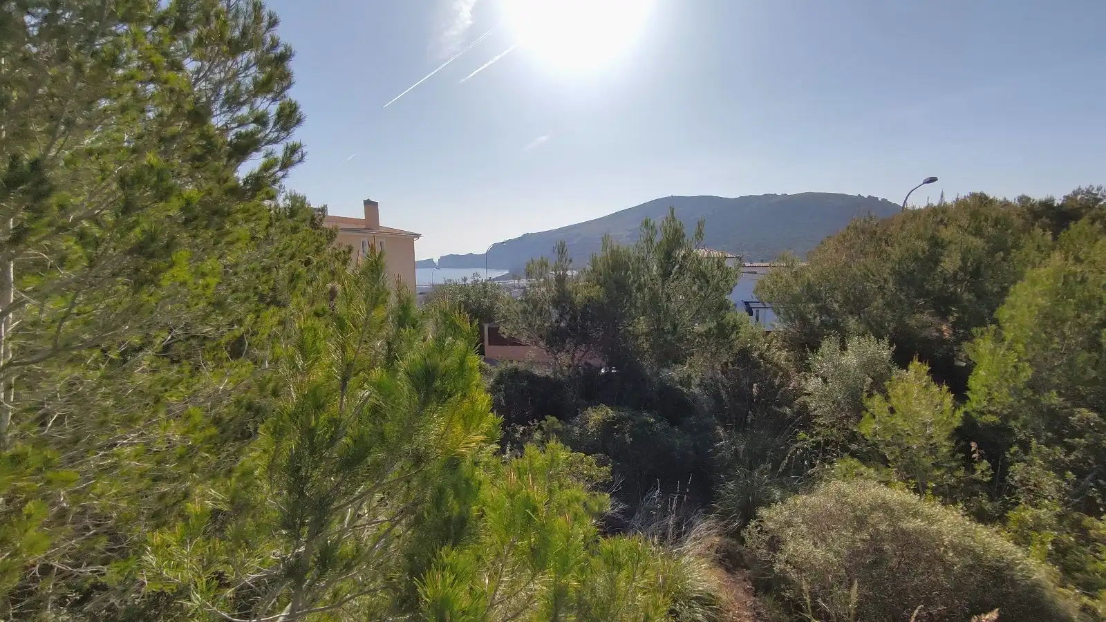Land for sale in Cala Mesquida