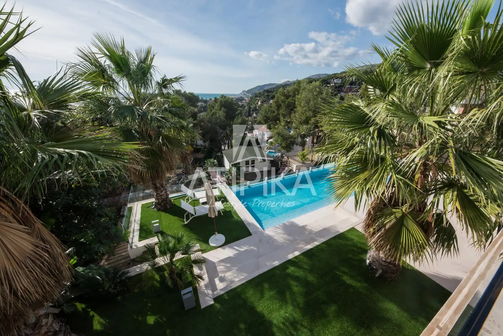 Jardí de Casa o xalet en venda en Castelldefels amb Aire condicionat, Calefacció i Terrassa