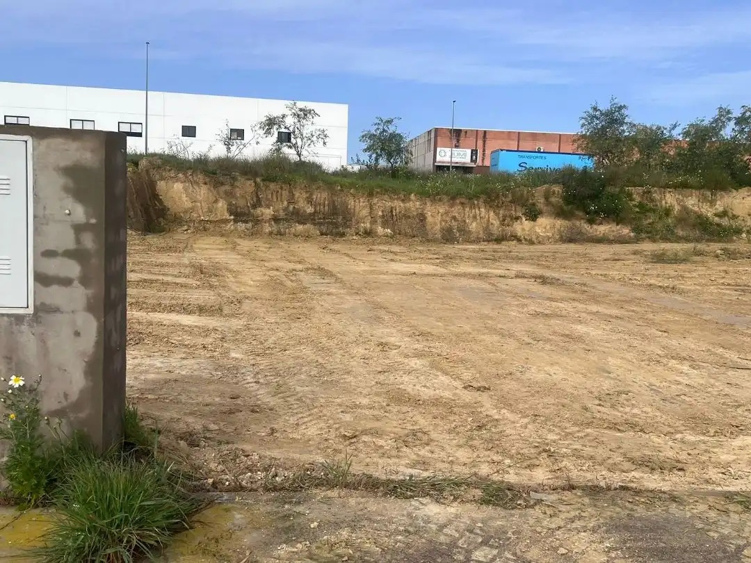 Terreny industrial en venda en Pilas