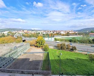 Vista exterior de Dúplex en venda en Ourense Capital  amb Calefacció i Traster