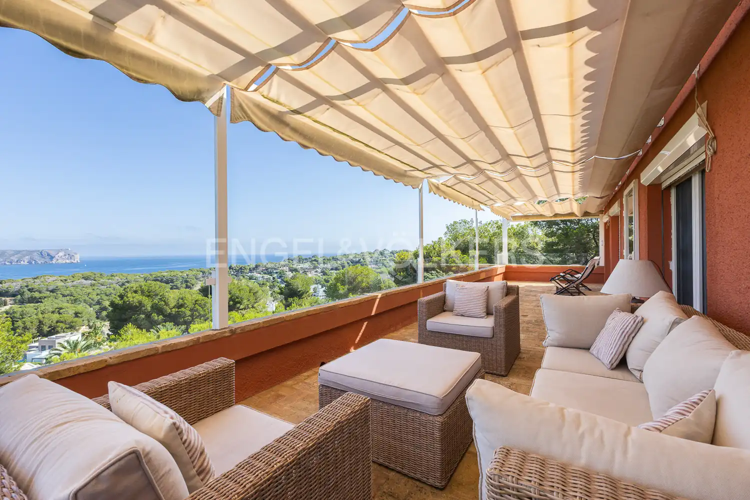 Terrasse von Haus oder Chalet zur Miete in Jávea / Xàbia mit Klimaanlage, Heizung und Privatgarten