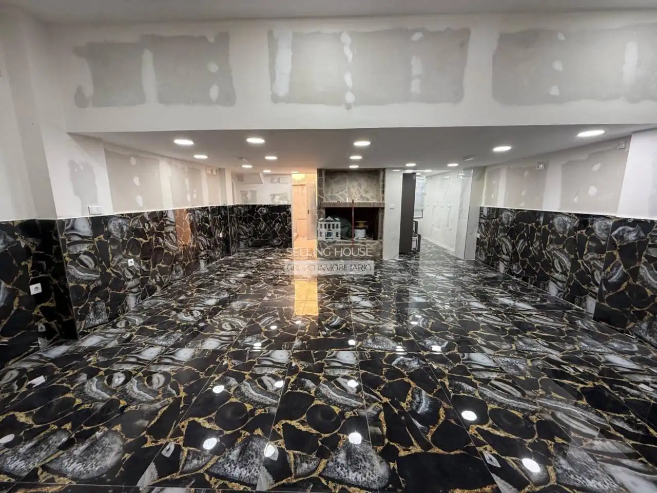 Casa o chalet en venta en Xirivella con Jardín privado, Terraza y Alarma