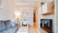 Exterior view of Flat for sale in  Barcelona Capital  with Heating and Terrace