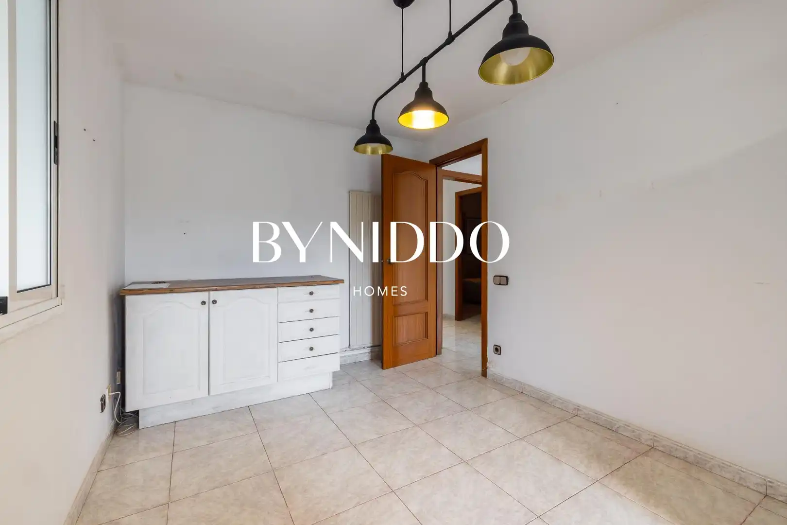 Dormitori de Casa o xalet en venda en Sant Cugat del Vallès amb Jardí privat, Terrassa i Traster