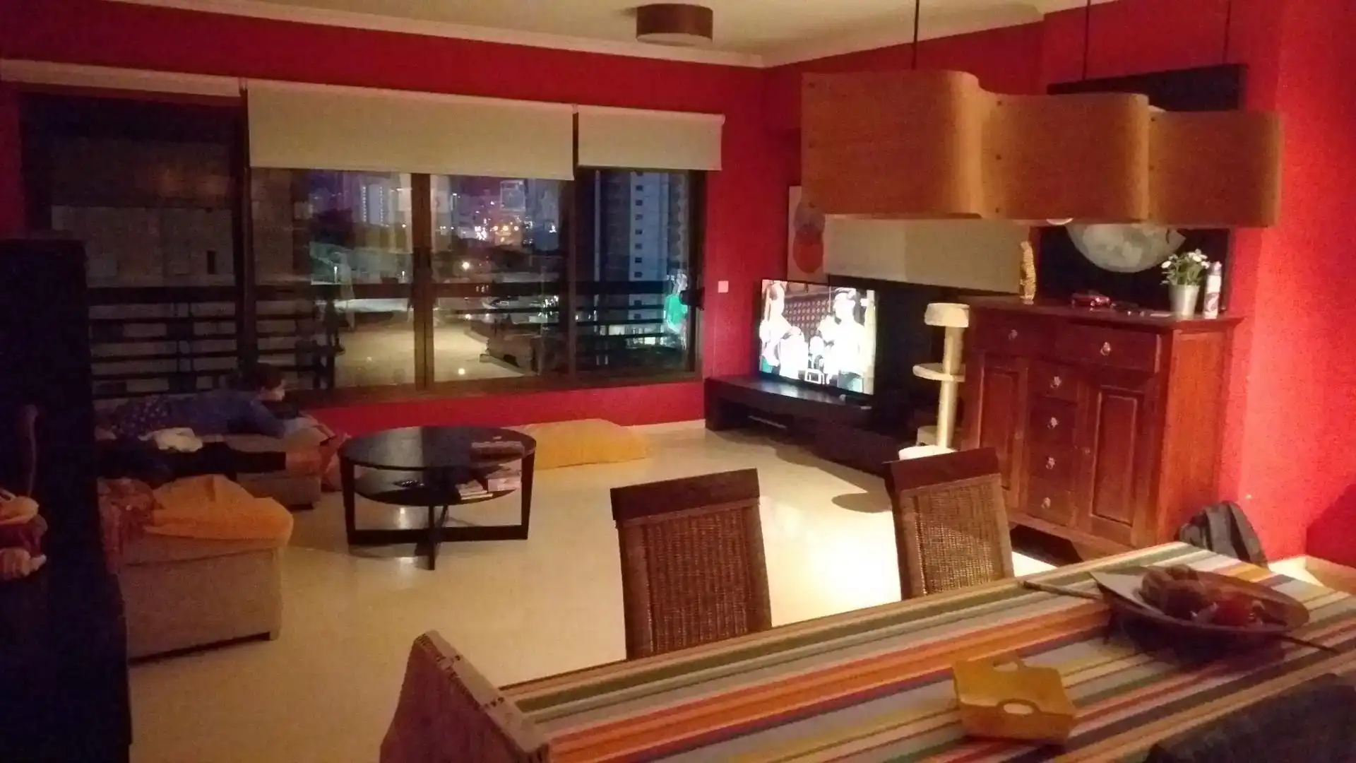 Living room of Flat for rent in Benidorm  with Air Conditioner, Private garden and Swimming Pool