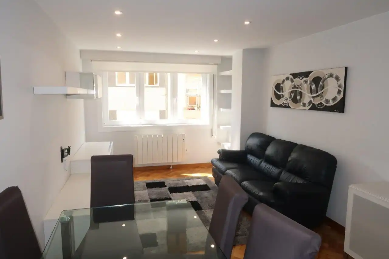 Piso con ascensor en venta en Almirante Romay, imagen 9