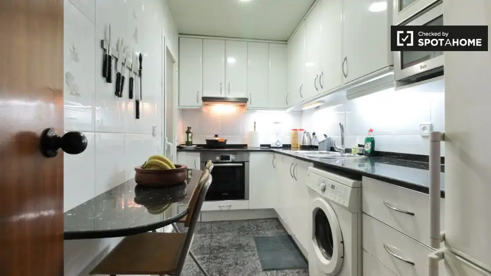 Room in La Sagrera