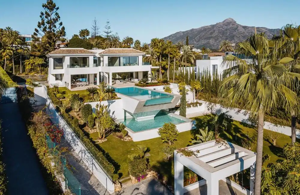 Maison avec piscine à vendre à PEZ AUSTRAL-NV ANDALUC G 10