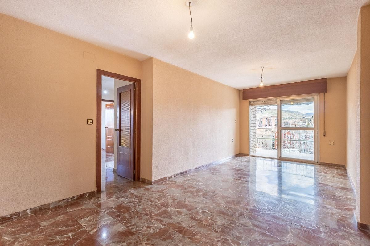 Àtic en venda en  Granada Capital amb Jardí privat, Parquet i Terrassa