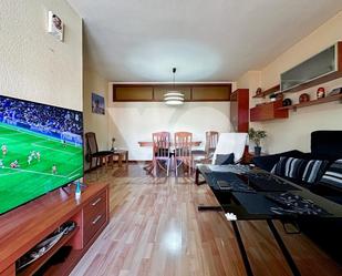 Living room of Apartment for sale in Coslada  with Air Conditioner, Terrace and Alarm