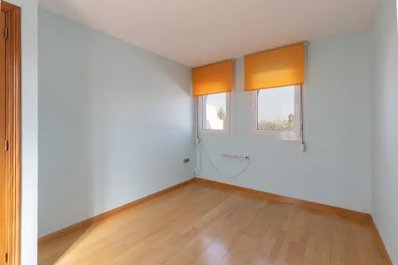 Dormitori de Casa adosada en venda en Maracena amb Terrassa