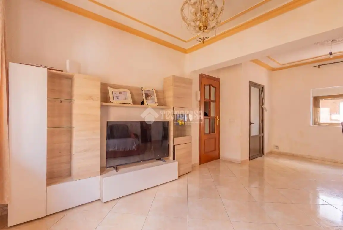 Sala de estar de Piso en venta en Salamanca con Trastero y Balcón