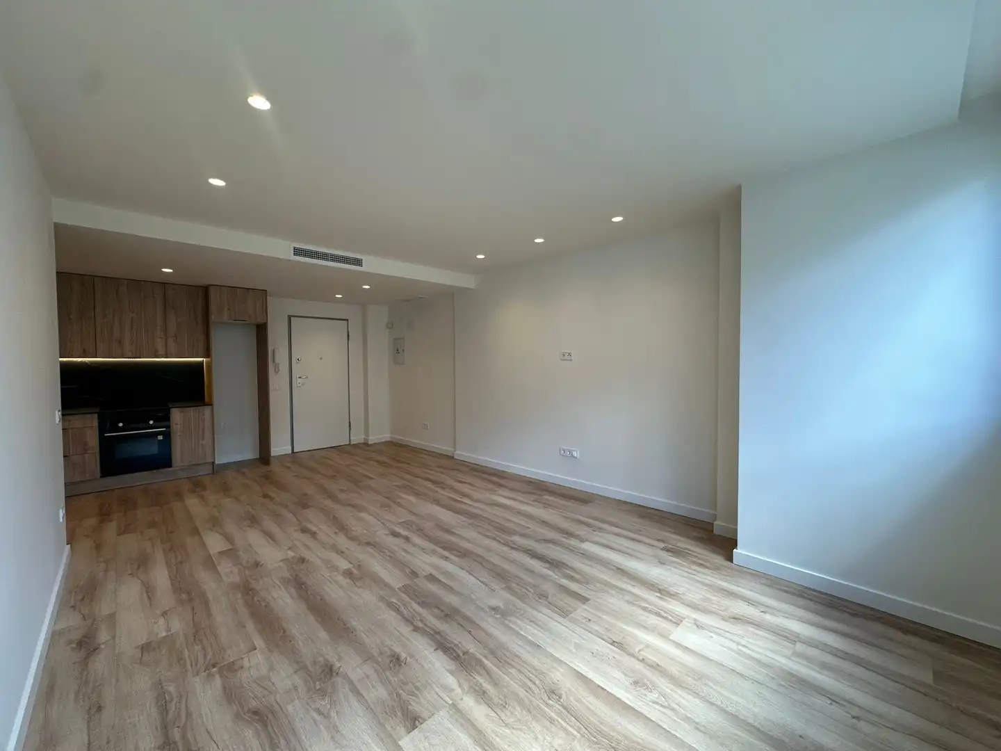 Piso en venta en Pozuelo de Alarcón con Aire acondicionado, Calefacción y Horno