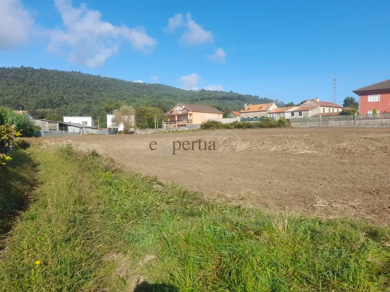 Wohnbaugrundstück zum Verkauf in Boiro, imagen 2
