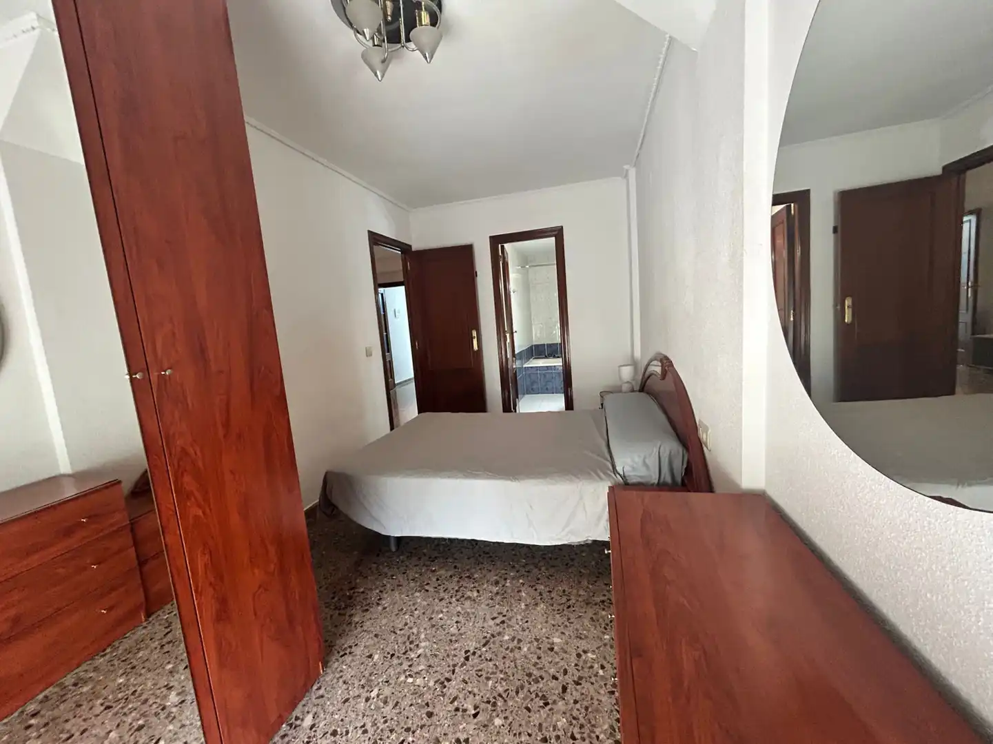 Habitación de Piso de alquiler en Aldaia con Aire acondicionado, Terraza y Amueblado
