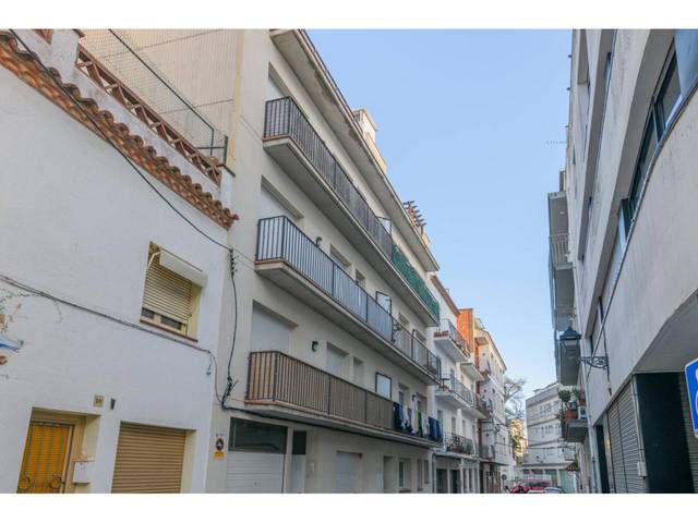 Piso en Venta en Calle San Sebastián en Tossa de Mar pueblo