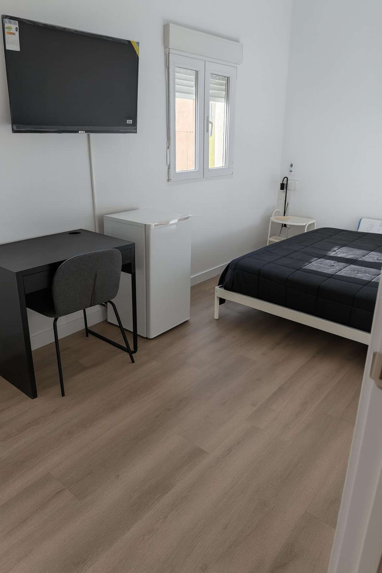 Bedroom of Flat to share in  Madrid Capital  with Air Conditioner, Heating and Terrace