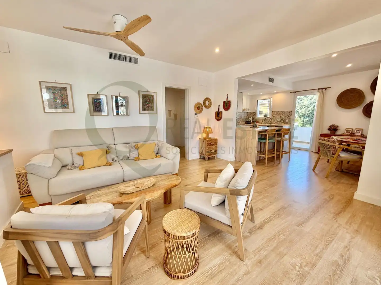 Living room of Houses for sale in El Campello  with Air Conditioner, Heating and Private garden