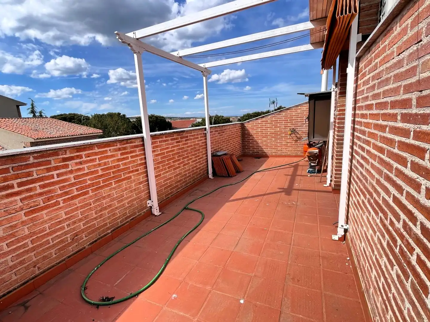 Terrasse von Wohnung zum Verkauf in Los Navalmorales mit Klimaanlage und Heizung