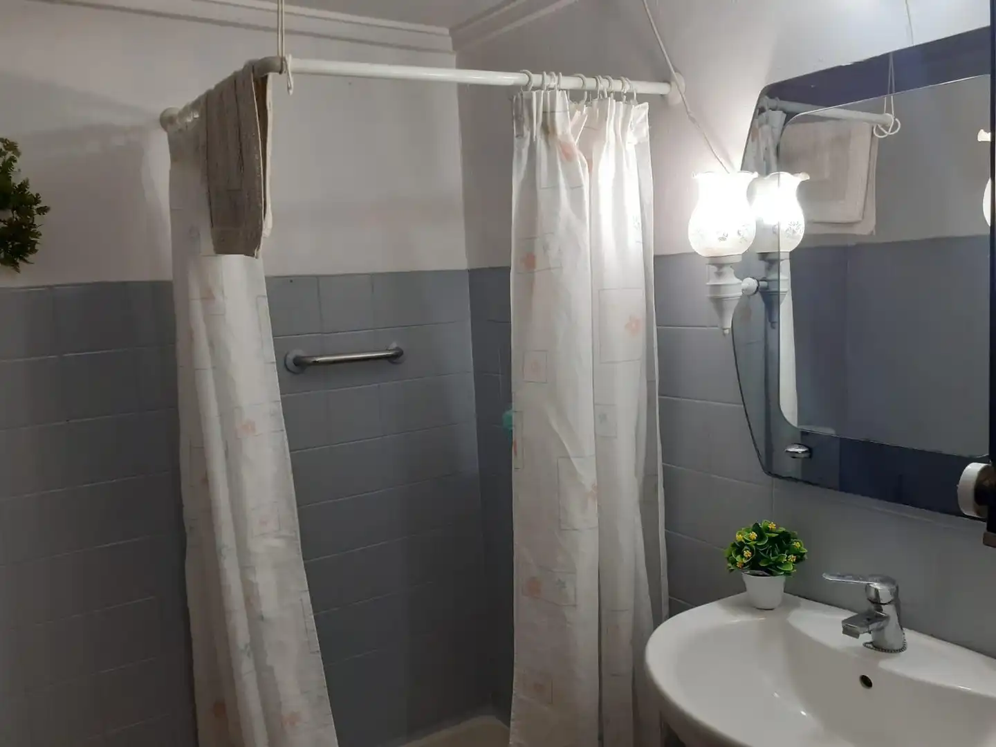 Bathroom of Houses for sale in Alfafara  with Storage room and Balcony