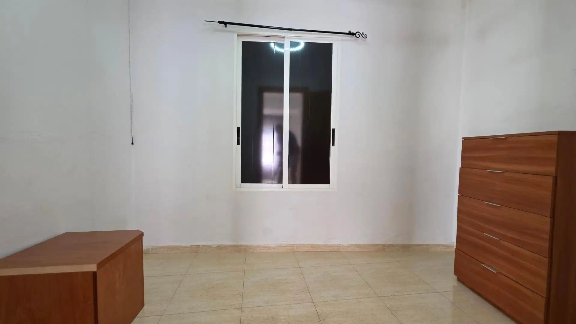 Wohnung zur Miete in Calle monforte del cid, Carolinas Altas