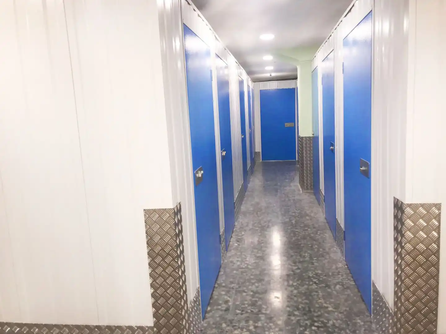 Trastero de alquiler en Madrid con Alarma
