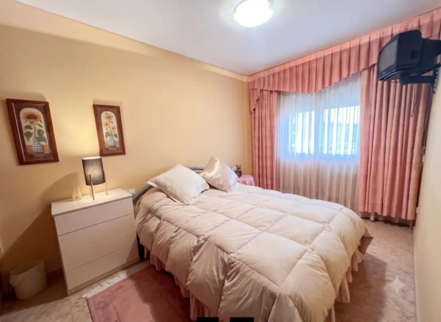 Dormitori de Casa adosada en venda en Vilassar de Mar amb Jardí privat, Terrassa i Piscina