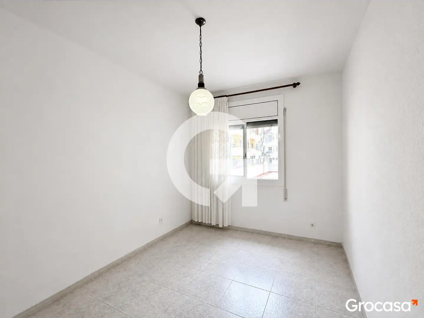 Habitación de Piso en venta en Barcelona con Balcón