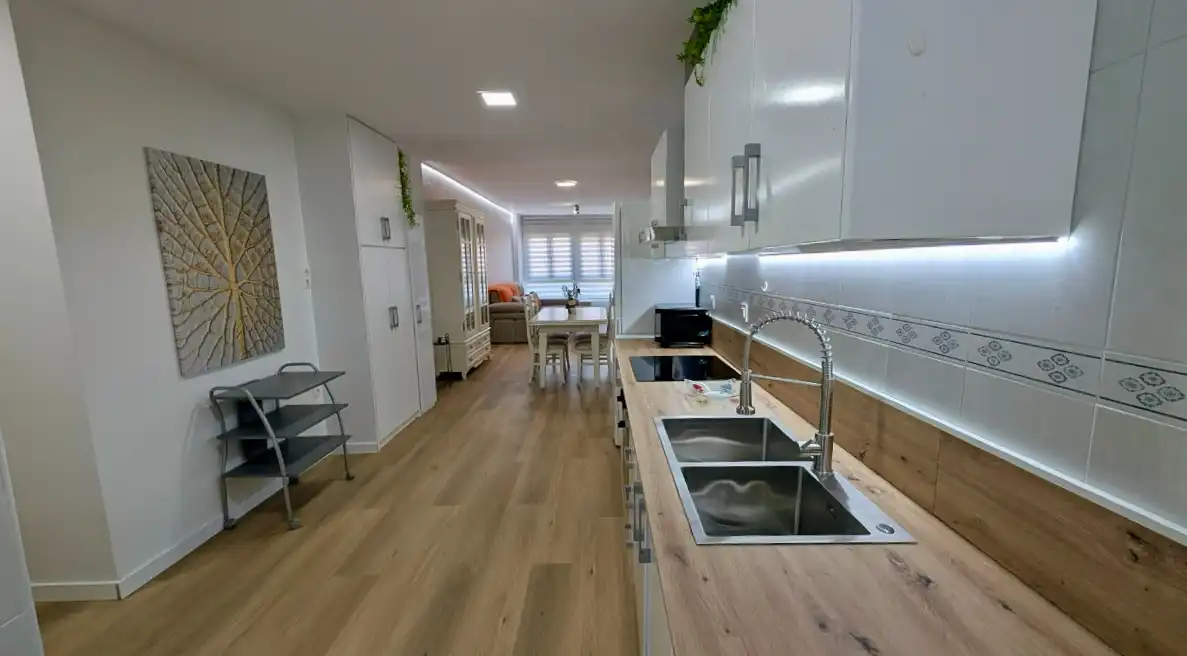 Kitchen of Flat for rent in Armilla  with Air Conditioner, Heating and Parquet flooring