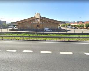 Vista exterior de Nau industrial de lloguer en  Logroño