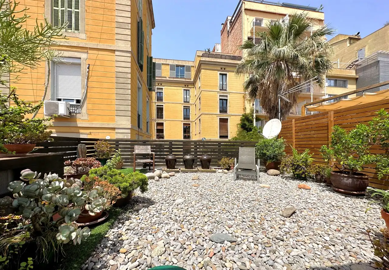 Terrace of Houses for sale in Barcelona  with Parquet flooring, Terrace and Furnished