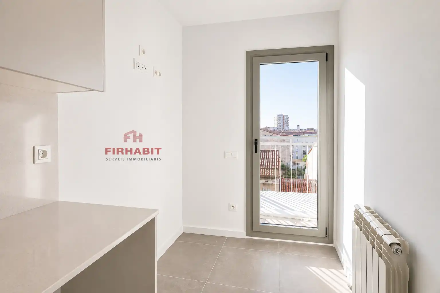 Balcony of Flat for rent in Mataró  with Air Conditioner, Heating and Parquet flooring