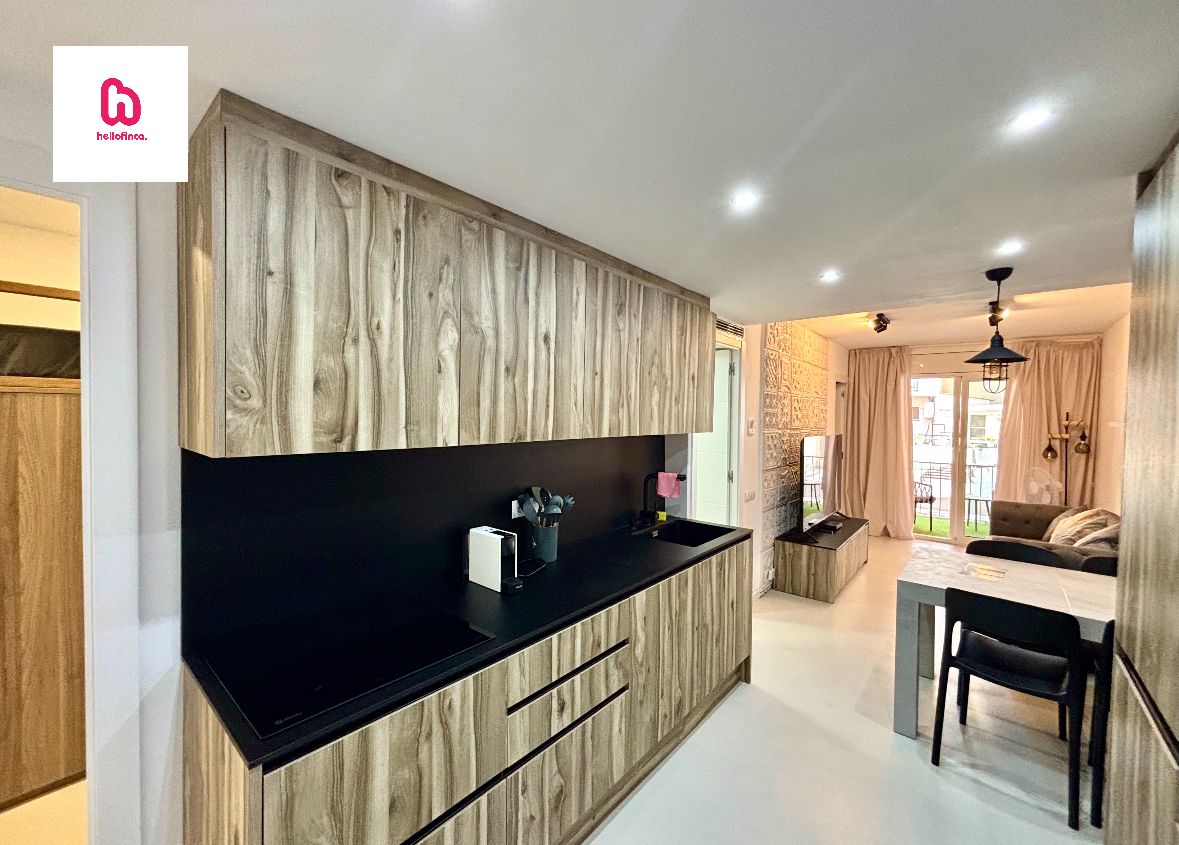 Cuina de Pis en venda en Calafell amb Aire condicionat, Calefacció i Moblat