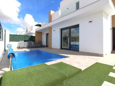 Casa con piscina in vendita a Roldán