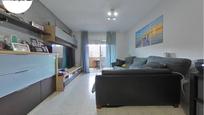 Living room of Flat for sale in Terrassa  with Air Conditioner, Heating and Terrace