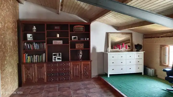 Sala d'estar de Casa o xalet en venda en Grisaleña amb Jardí privat i Moblat