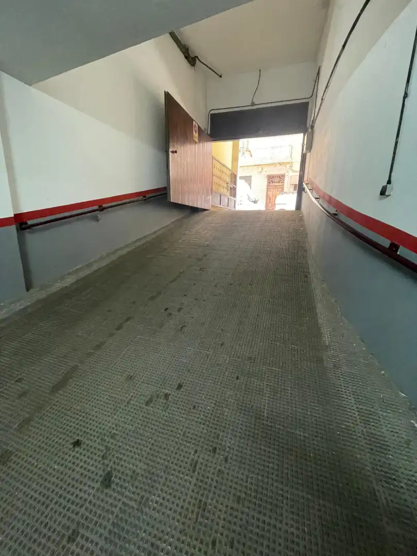 Garage zur Miete in Calle del Aire, 25, Casco Antiguo
