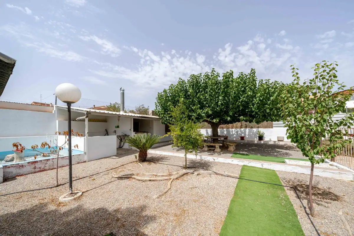 Garden of Houses for sale in Albatera  with Air Conditioner, Heating and Private garden