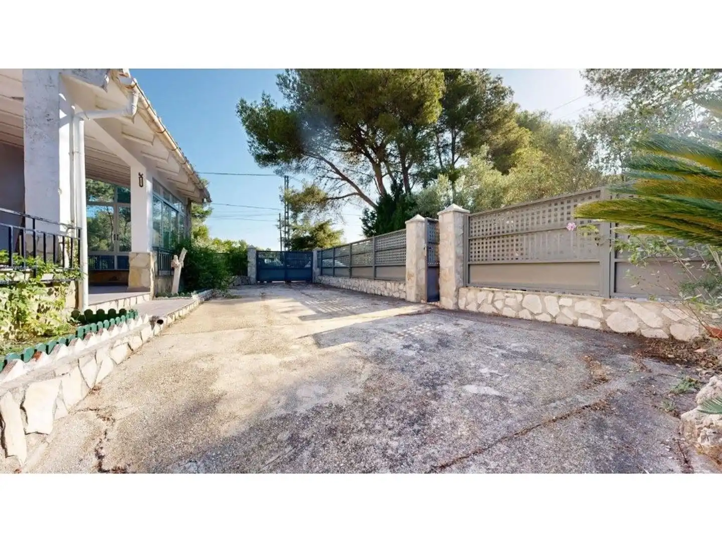 Vista exterior de Casa o chalet en venta en Tavernes de la Valldigna con Aire acondicionado, Jardín privado y Terraza