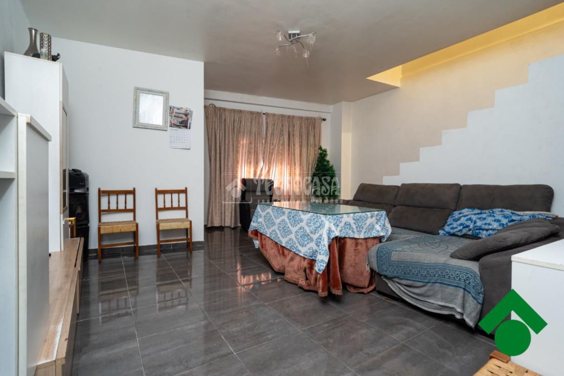 Single-family semi-detached for sale in Atarfe