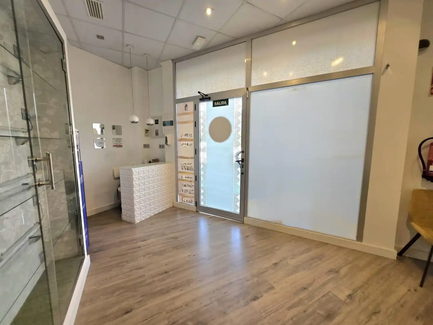 Local en venta en Benifairó de les Valls con Aire acondicionado