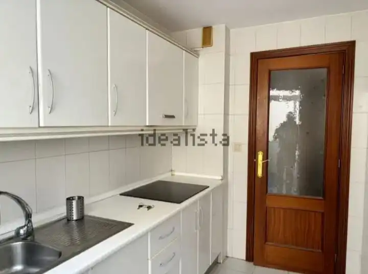 Flat with lift to rent in Plaza de la Universidad, imagen 9