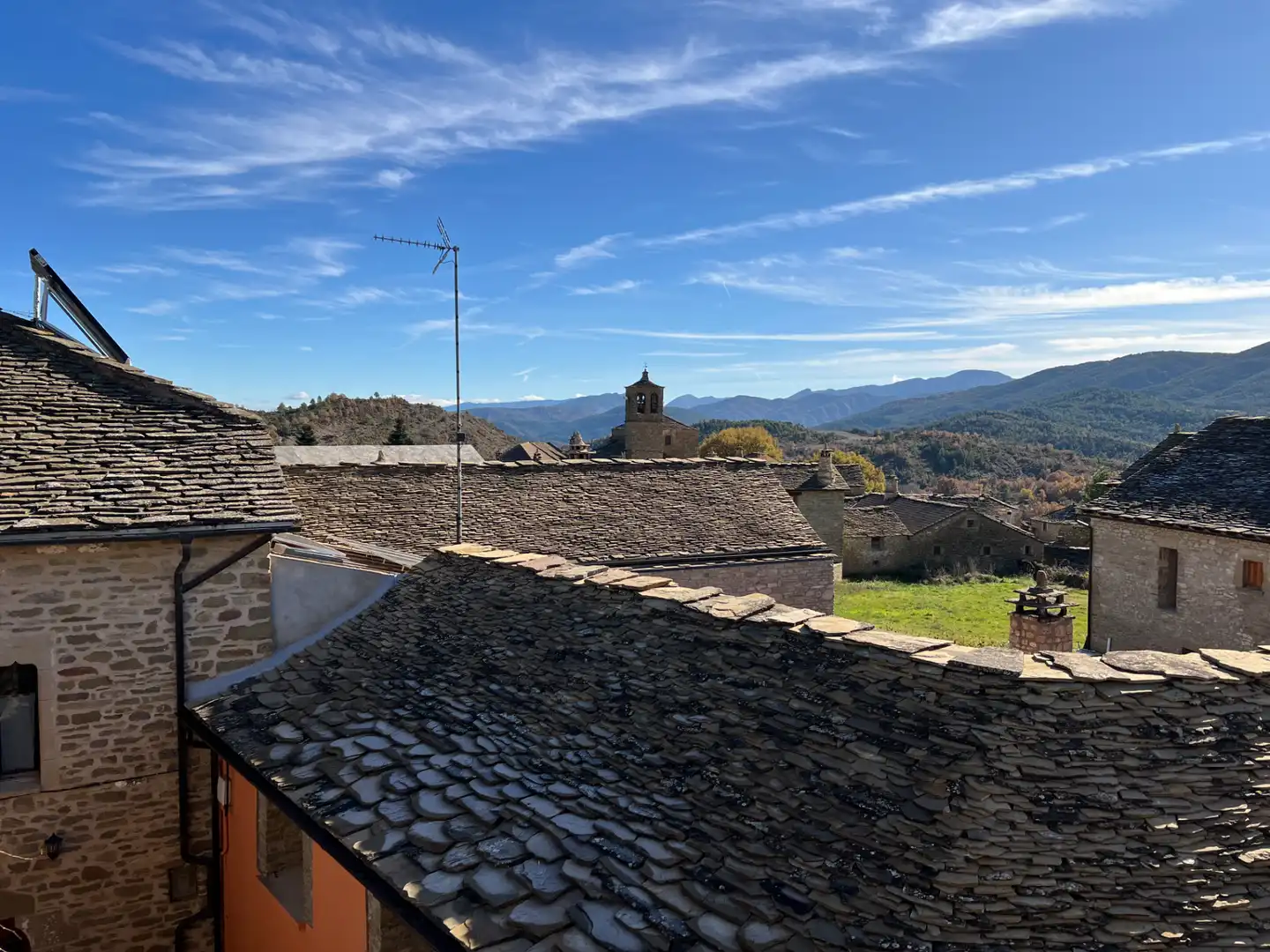 Vista exterior de Casa o chalet en venta en Las Peñas de Riglos