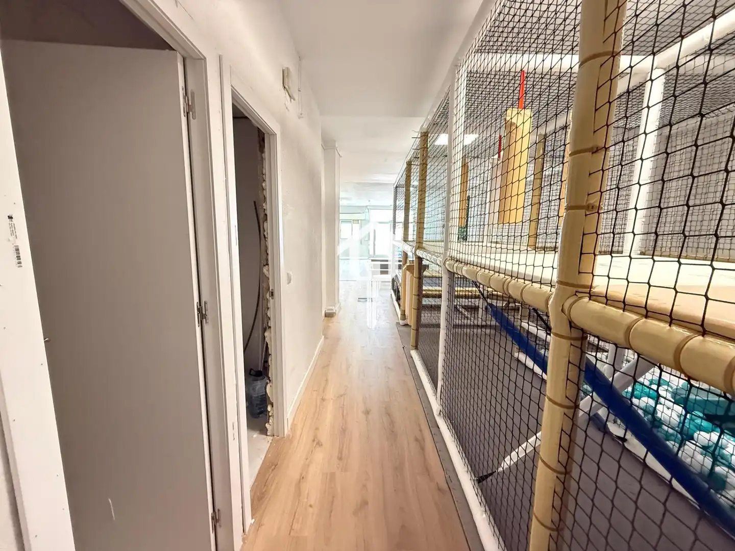 Local en venta en Alicante / Alacant con Aire acondicionado