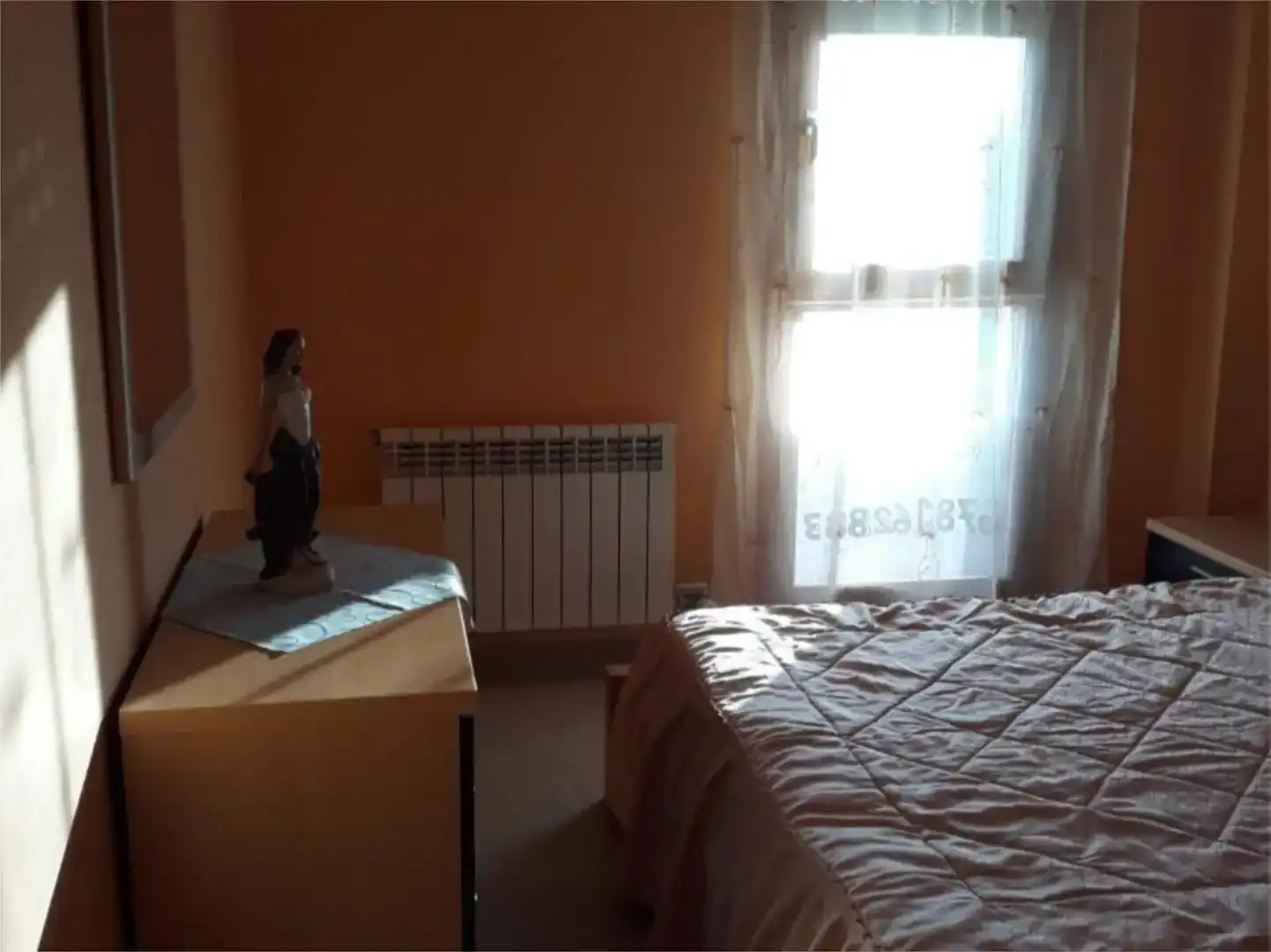 Dormitori de Casa adosada en venda en Aguaviva amb Balcó
